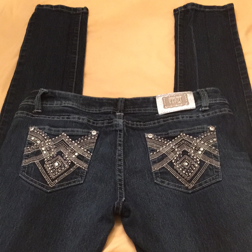 Montana Jeans. Excellent condition. Straight leg.